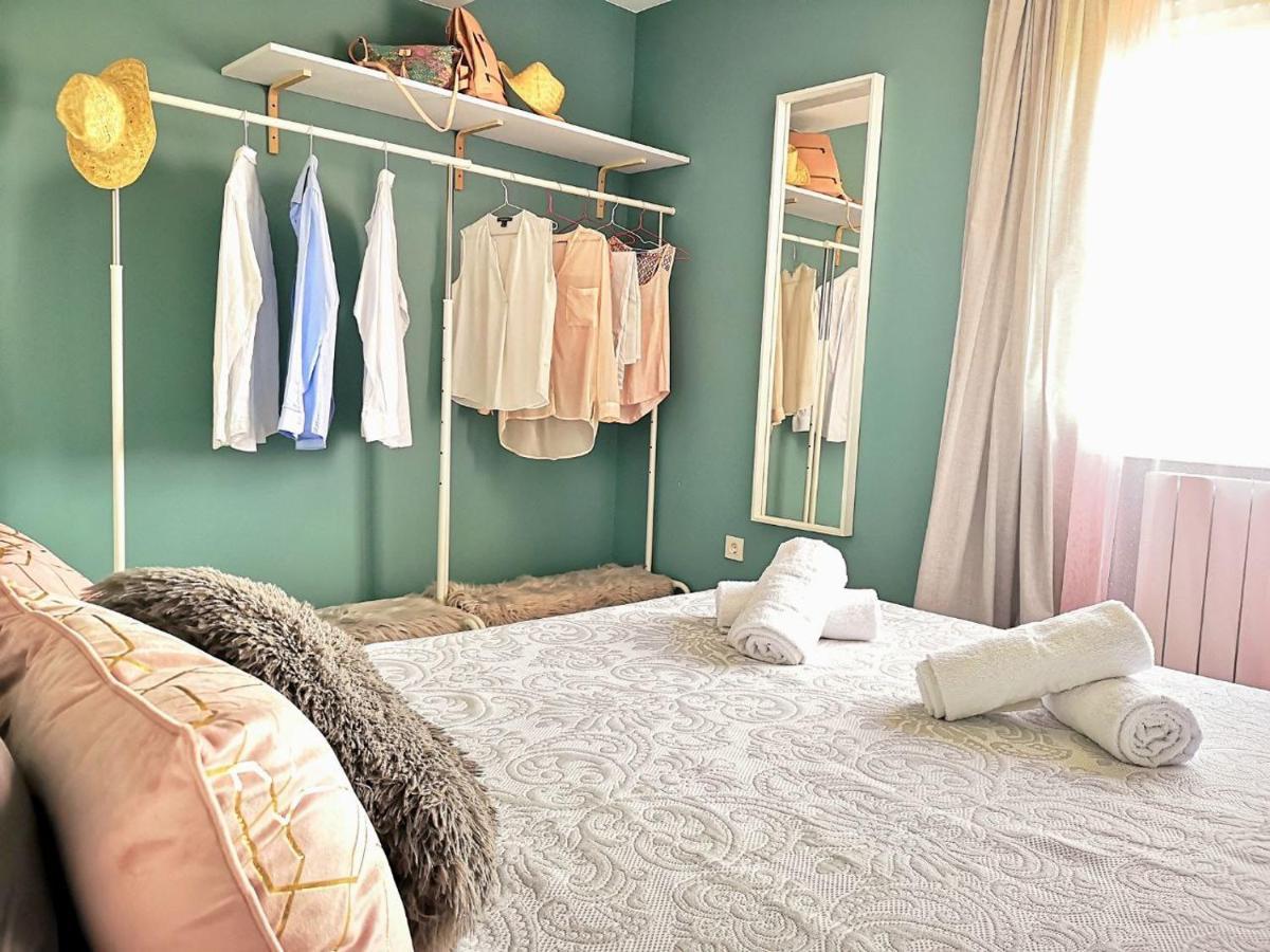 La Balconada De La Aljaferia Con Parking Privado Apartment Zaragoza Ngoại thất bức ảnh